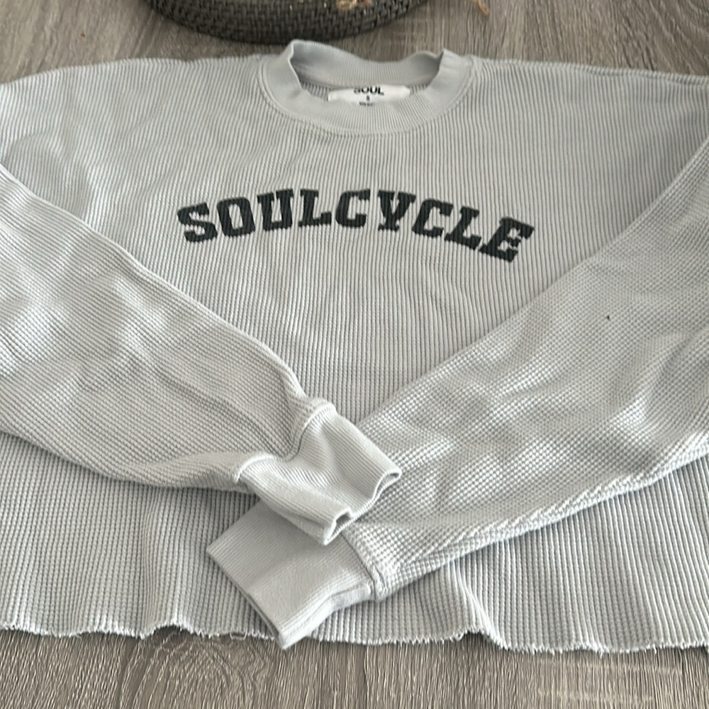 SoulCycle cropped waffle shirt Small